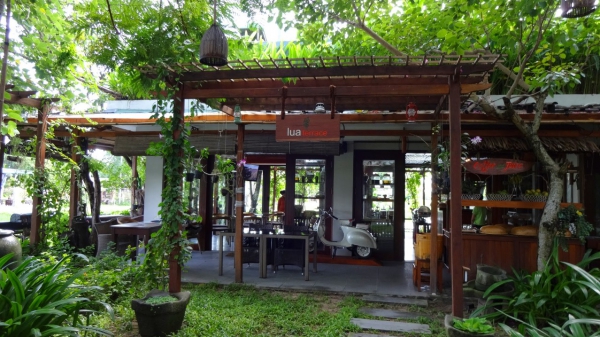 Dining_47